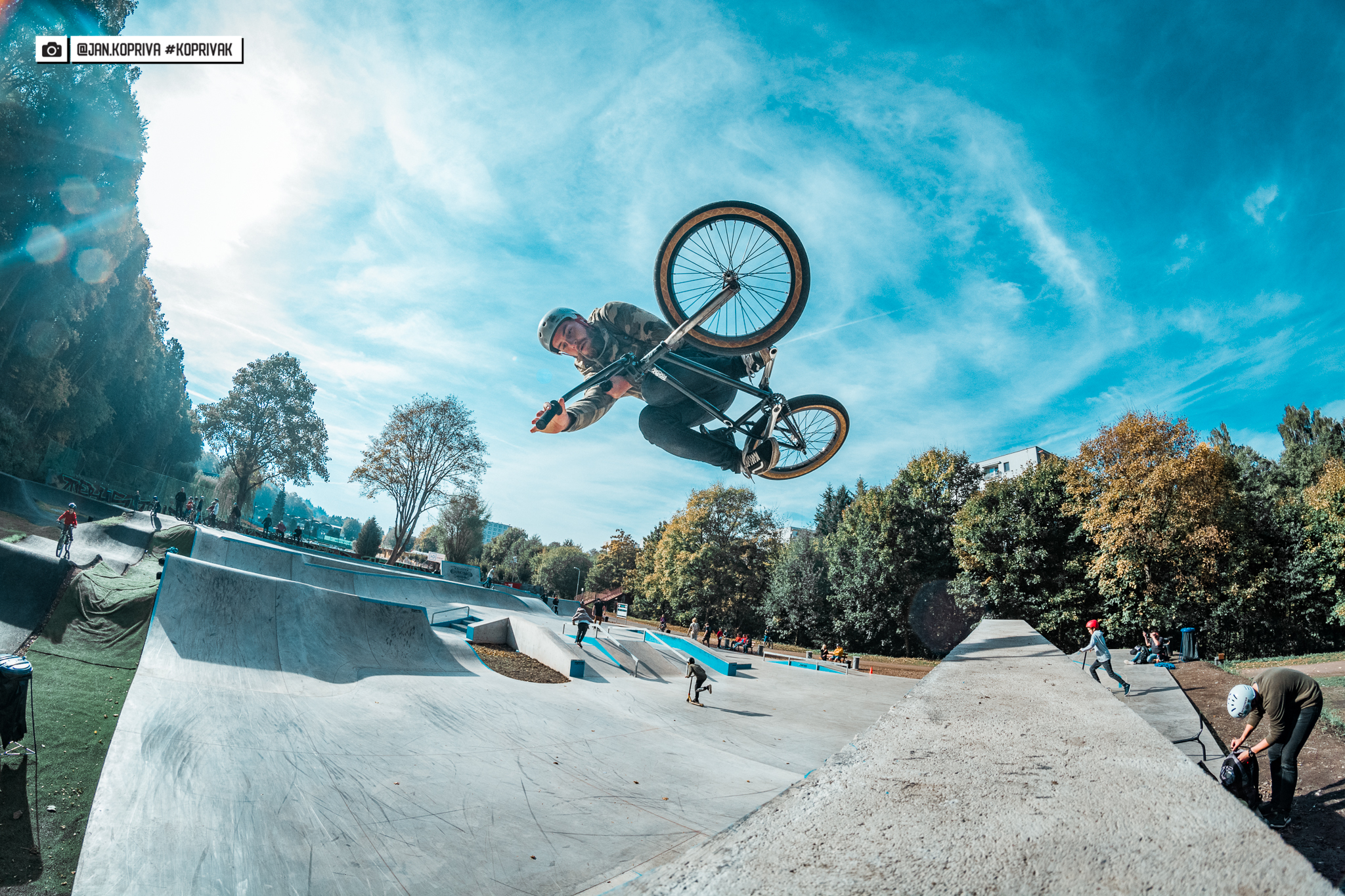 Junkyard - Kamil BMX